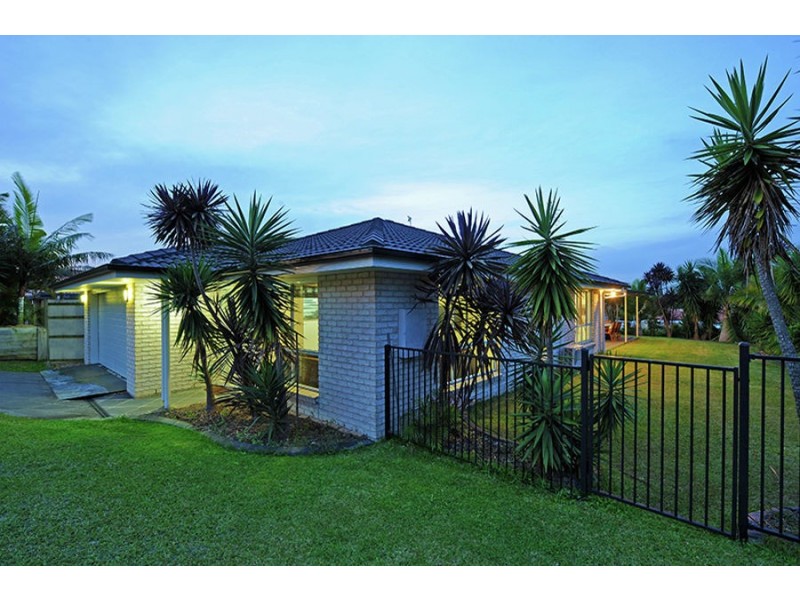 19 Discovery Drive, Little Mountain QLD 4551