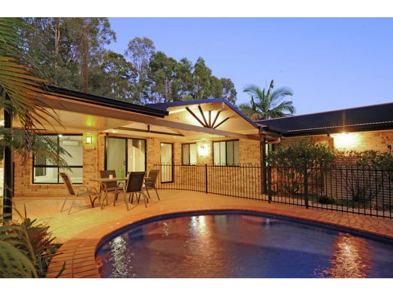13 Dunk Place, Little Mountain QLD 4551