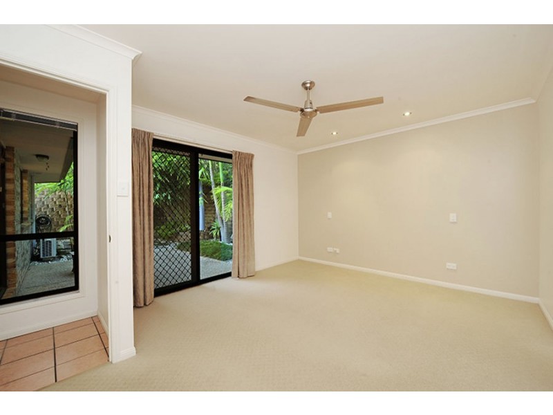 13 Dunk Place, Little Mountain QLD 4551