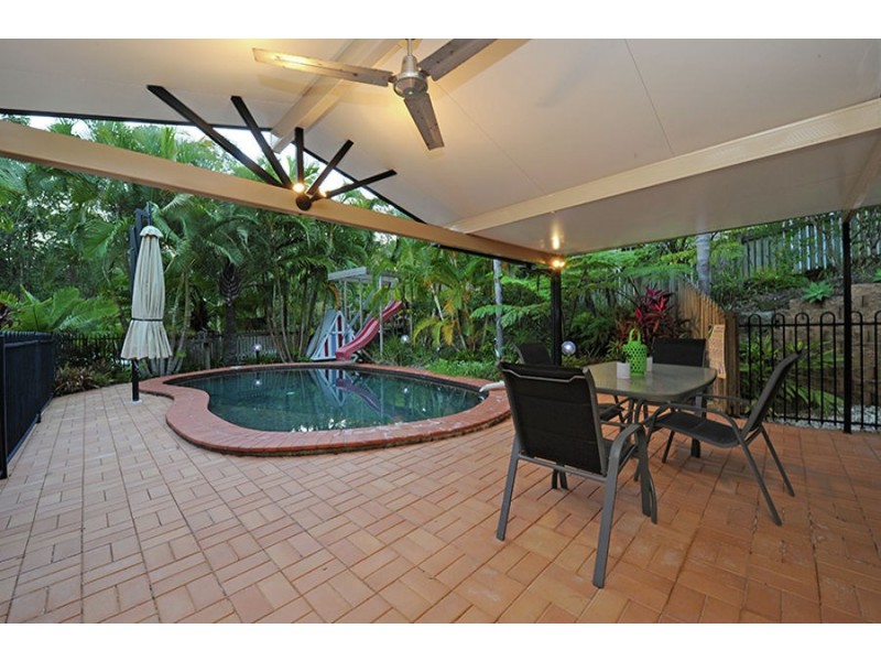 13 Dunk Place, Little Mountain QLD 4551