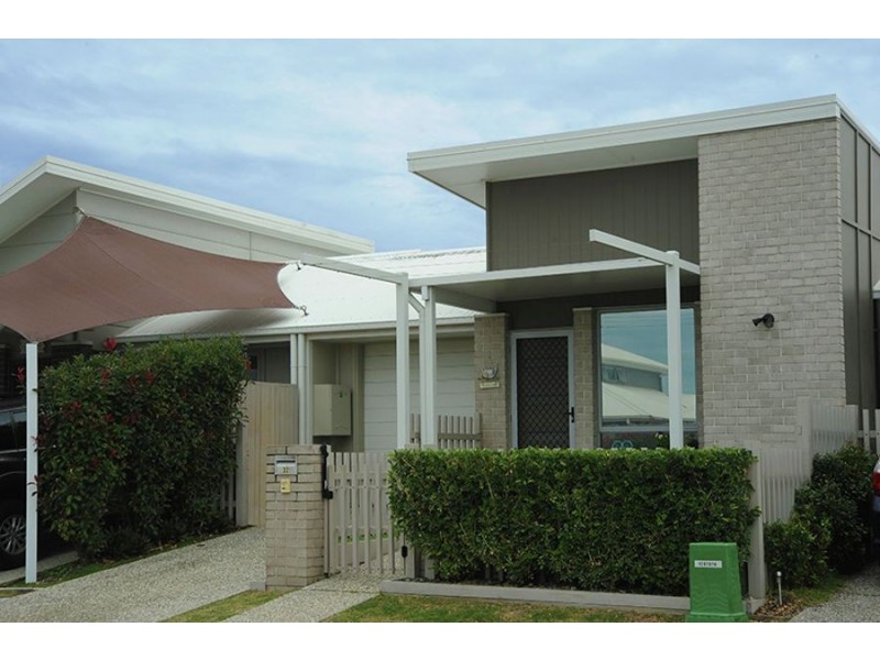 32 Bells Reach Drive, Caloundra West QLD 4551