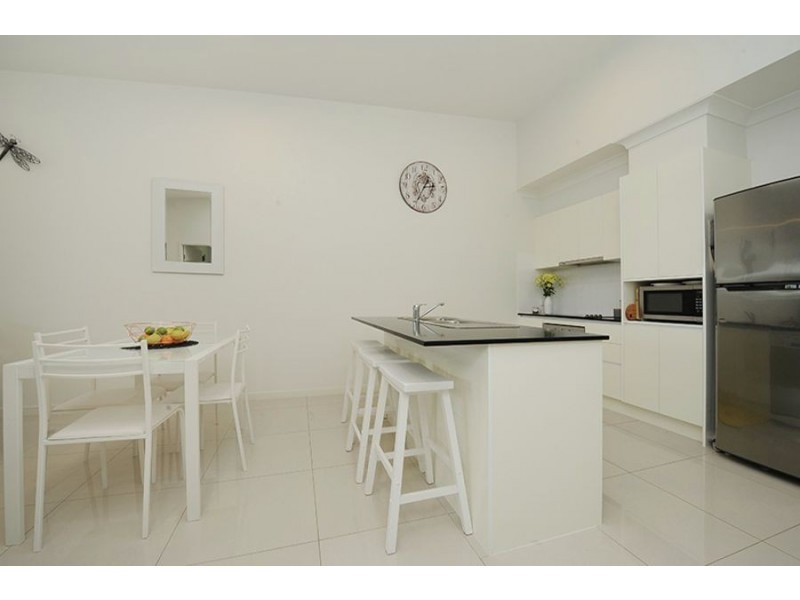 32 Bells Reach Drive, Caloundra West QLD 4551