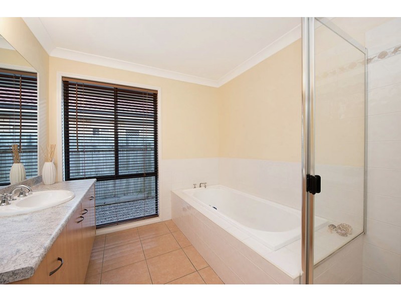 70 Windermere Way, Sippy Downs QLD 4556