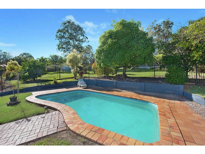 9 Raintree Boulevard, Little Mountain QLD 4551