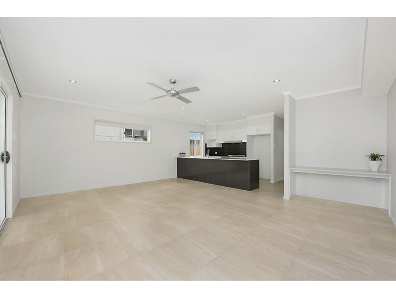 6 Little Mountain Drive, Little Mountain QLD 4551