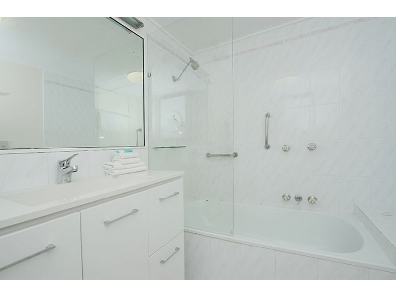 8/1 Saltair Street, Kings Beach QLD 4551