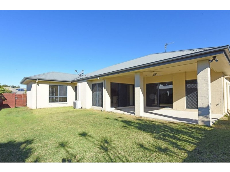 6 Alicia Circuit, Little Mountain QLD 4551
