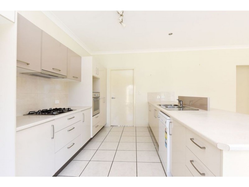 6 Alicia Circuit, Little Mountain QLD 4551