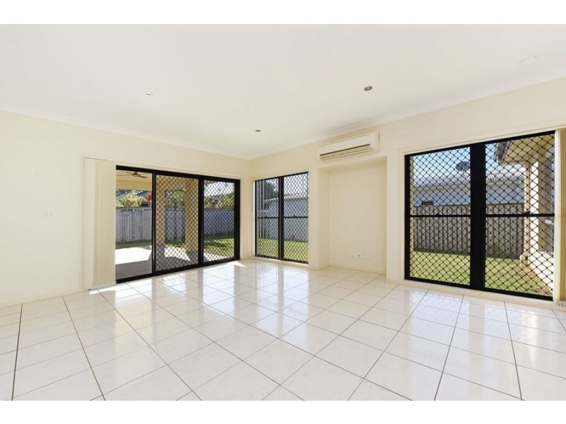 6 Alicia Circuit, Little Mountain QLD 4551
