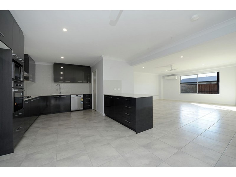 1/62 Indigo Road, Caloundra West QLD 4551