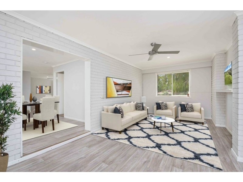 4 Tullamore Court, Little Mountain QLD 4551