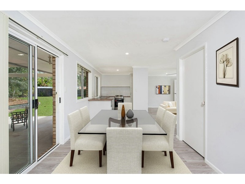 4 Tullamore Court, Little Mountain QLD 4551