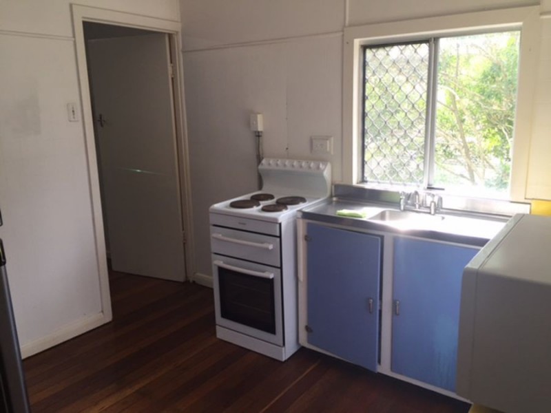 35 Moreton Parade, Kings Beach QLD 4551