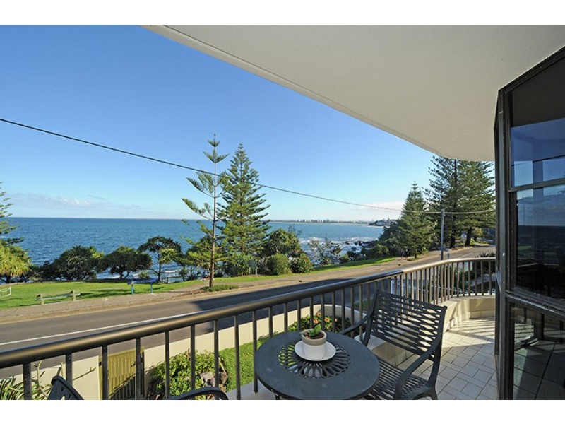 Unit 4/45 Victoria Terrace, Kings Beach QLD 4551