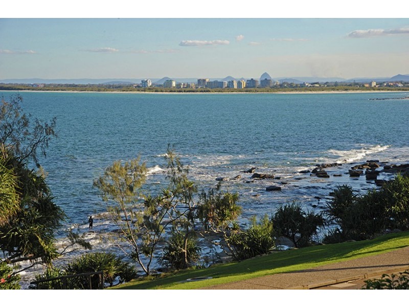 Unit 4/45 Victoria Terrace, Kings Beach QLD 4551