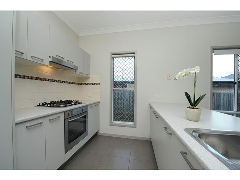 13 Sunrise Terrace, Little Mountain QLD 4551