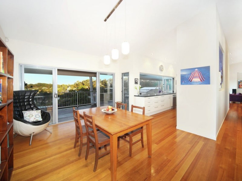 22 Sunset Drive, Little Mountain QLD 4551