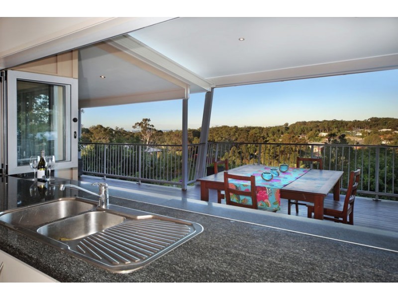 22 Sunset Drive, Little Mountain QLD 4551