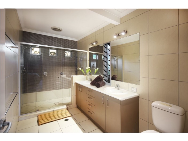 22 Sunset Drive, Little Mountain QLD 4551