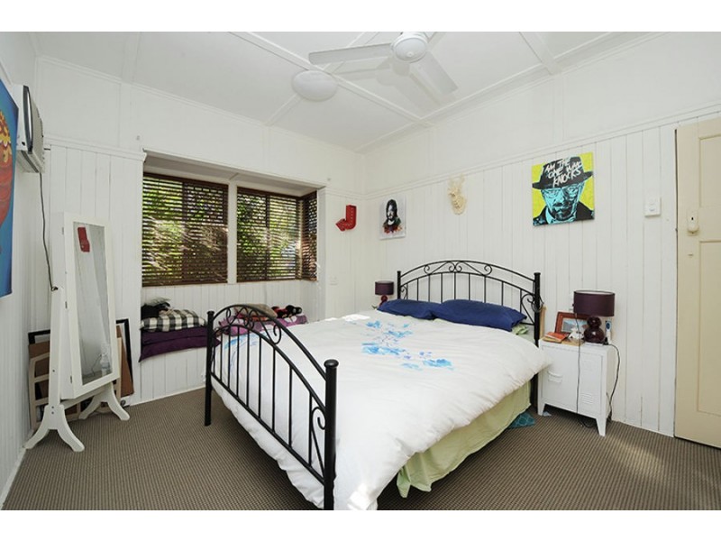 6 Verney Street, Kings Beach QLD 4551