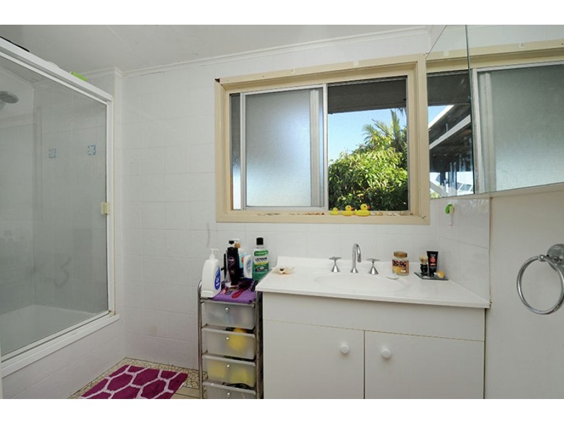 6 Verney Street, Kings Beach QLD 4551