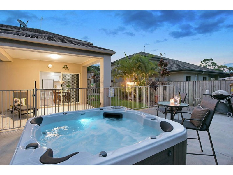 10 Park Hollow Mews, Little Mountain QLD 4551