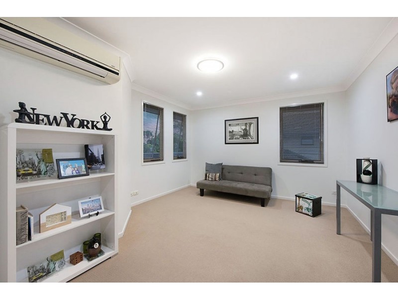 10 Park Hollow Mews, Little Mountain QLD 4551