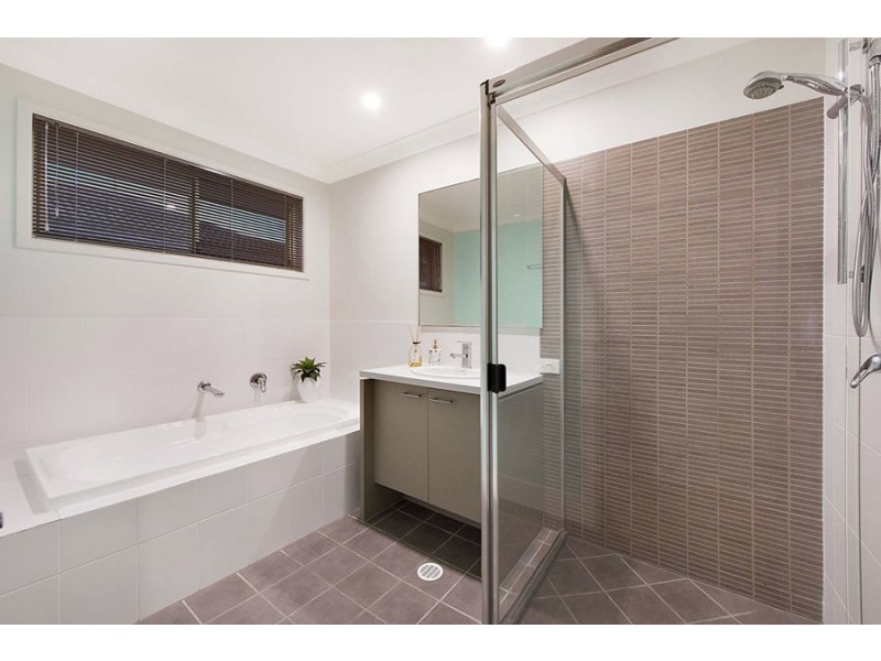 10 Park Hollow Mews, Little Mountain QLD 4551