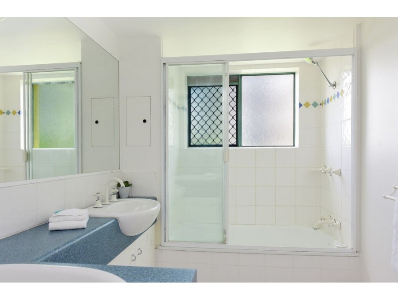 14/14 Esplanade Bulcock Beach, Caloundra QLD 4551