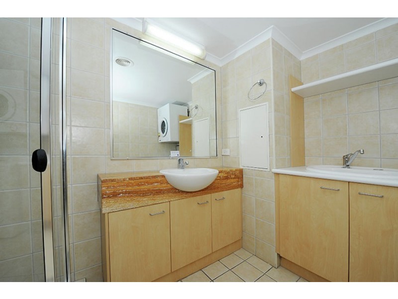 63/8 “Rolling Surf Resort” Levuka Avenue, Kings Beach QLD 4551