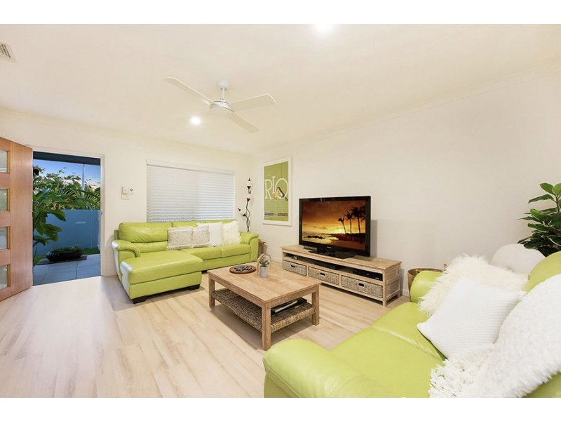 11 Lawley Street, Dicky Beach QLD 4551