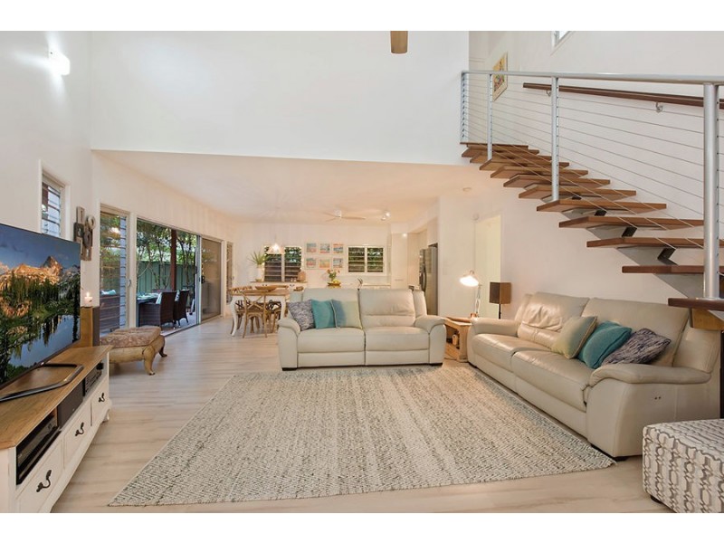 11 Lawley Street, Dicky Beach QLD 4551