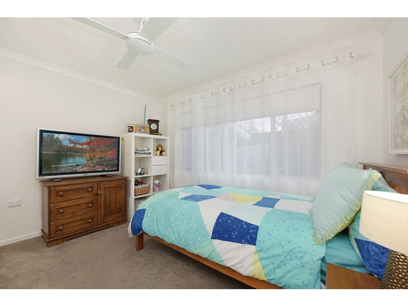 11 Lawley Street, Dicky Beach QLD 4551