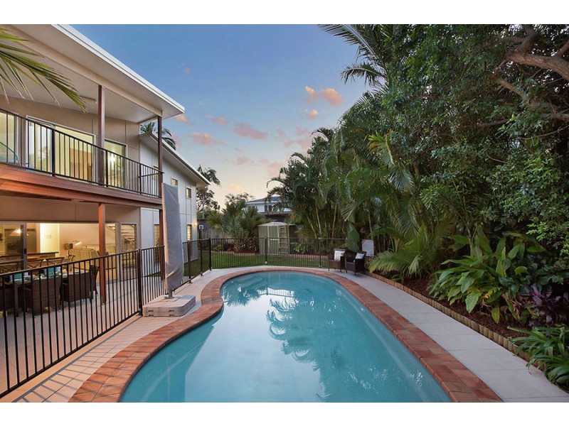 11 Lawley Street, Dicky Beach QLD 4551