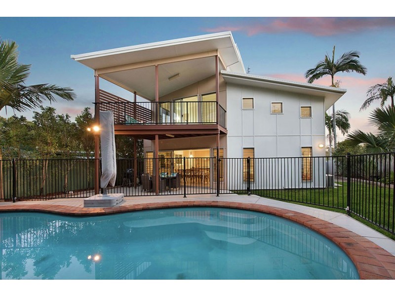 11 Lawley Street, Dicky Beach QLD 4551