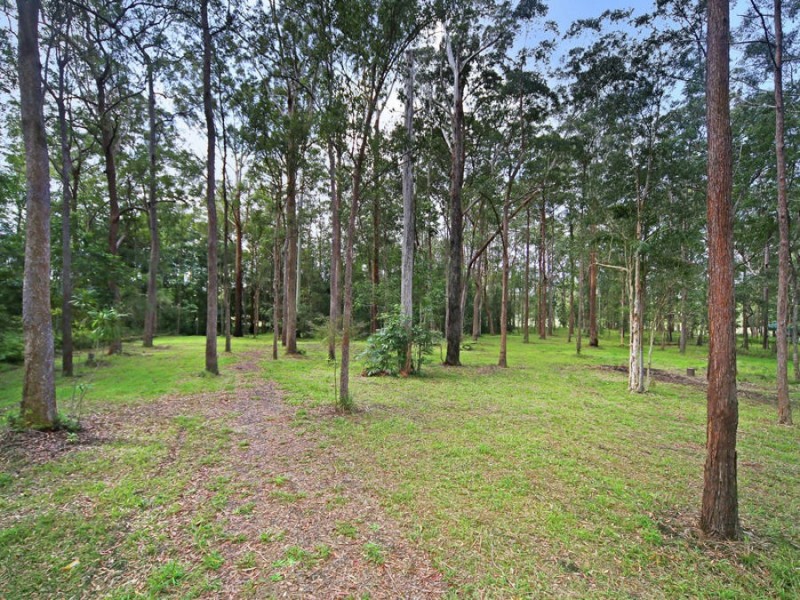 15 Nicolle Court, Mooloolah Valley QLD 4553