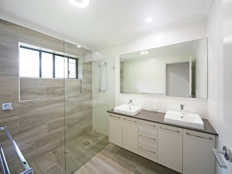 15 Nicolle Court, Mooloolah Valley QLD 4553