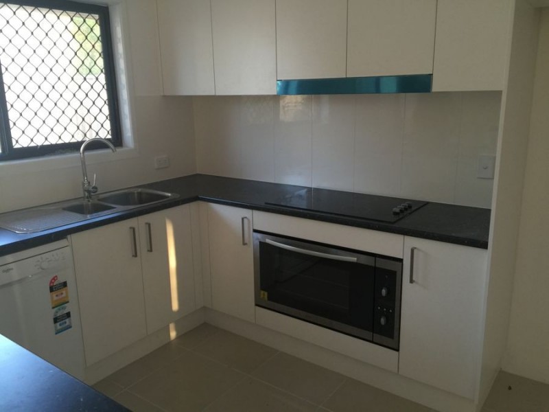 255 Nicklin Way, Warana QLD 4575