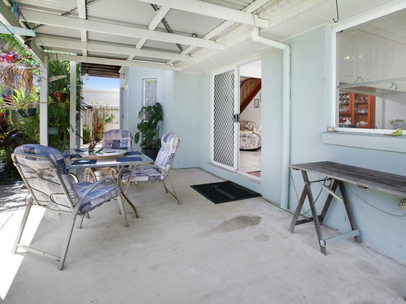 12 Park Street, Caloundra QLD 4551