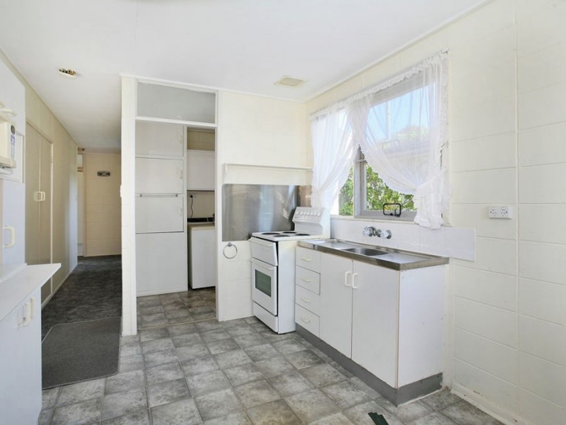 12 Park Street, Caloundra QLD 4551