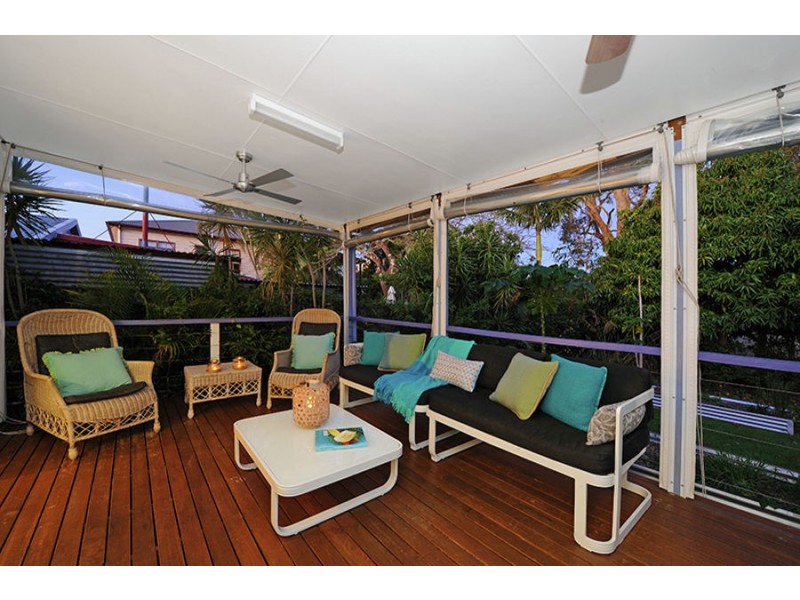 129 Landsborough Parade, Golden Beach QLD 4551