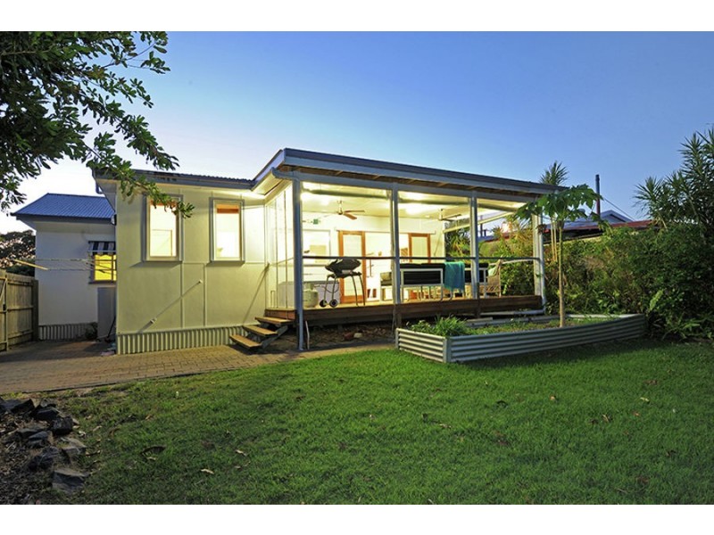 129 Landsborough Parade, Golden Beach QLD 4551