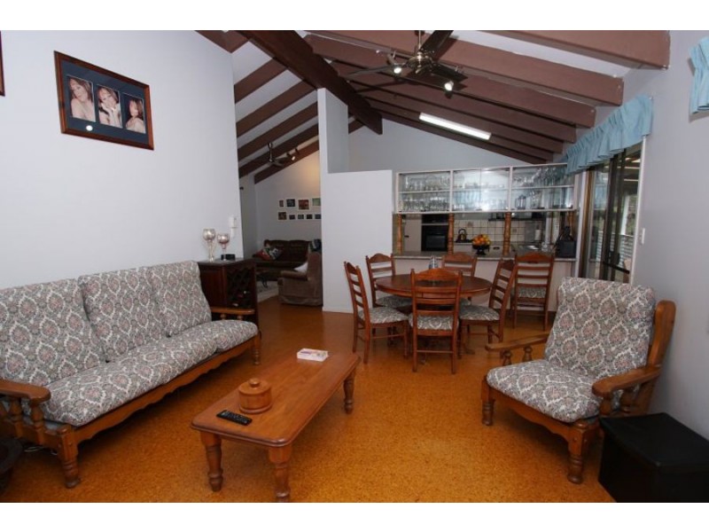 13 Mooloolah Meadows Drive, Mooloolah Valley QLD 4553