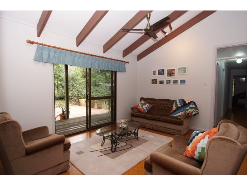 13 Mooloolah Meadows Drive, Mooloolah Valley QLD 4553