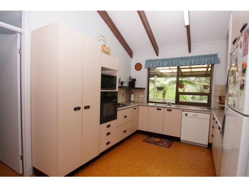 13 Mooloolah Meadows Drive, Mooloolah Valley QLD 4553