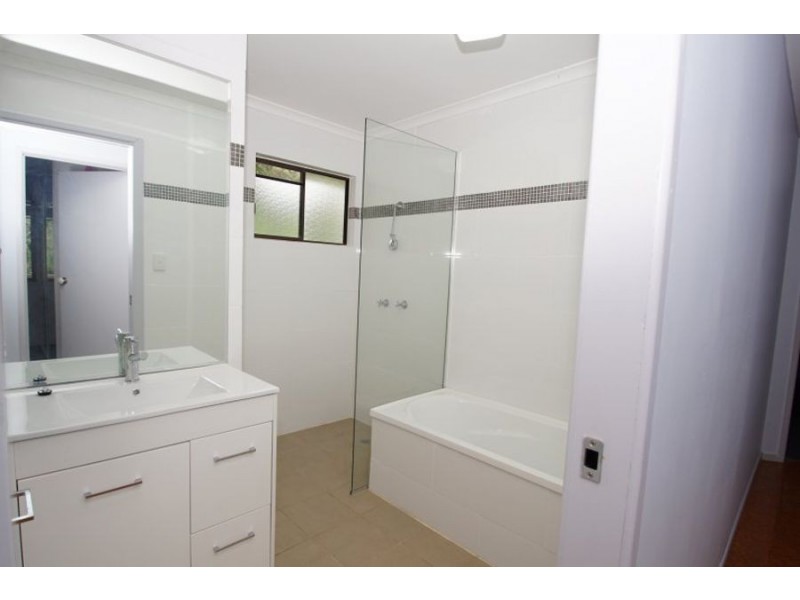 13 Mooloolah Meadows Drive, Mooloolah Valley QLD 4553