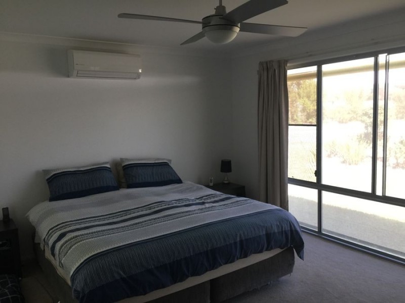 27 Pebbly Creek Cr, Little Mountain QLD 4551