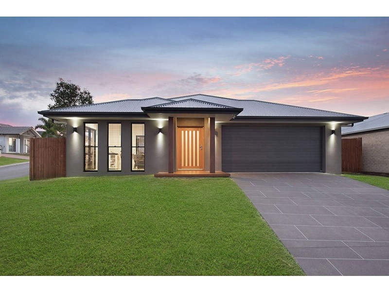 28 Pebbly Creek Crescent, Little Mountain QLD 4551