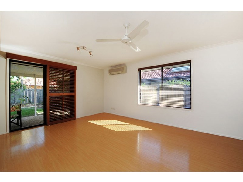 18 Rosslare Street, Caloundra West QLD 4551