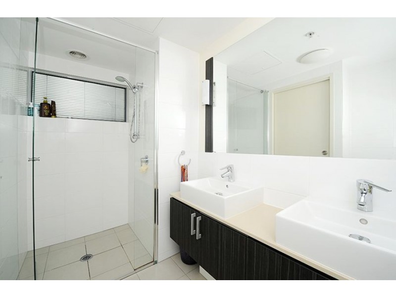 302/12 Otranto Ave, Caloundra QLD 4551